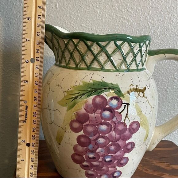 Vintage Raymond Waites Cornucopia 7.5" Grapes Large Milk Pitcher With Handle - Picture 7 of 10